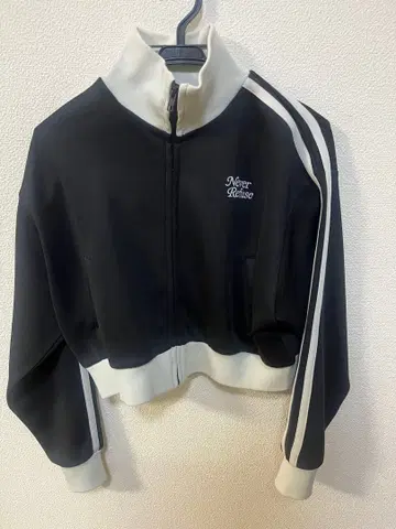 INGNI 저지 블랙/화이트