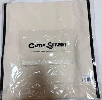 CUTIE STREET 큐스트 토트백