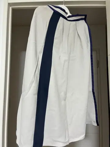 A+ TOKYO 플레어 스커트 화이트 네이비