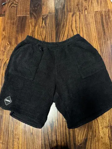 FCRB 파일 숏팬츠