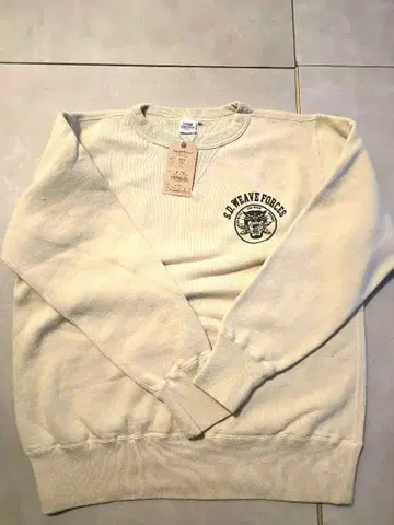 [ 미사용 새상품 ] 프린트 맨투맨 [ 8156A ]