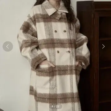 moi tytto 플랩 포켓 스탠드 카라 롱 코트