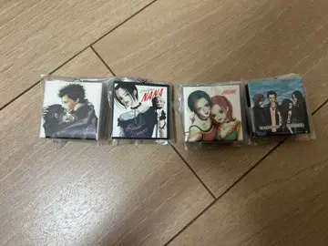 NANA CD풍 아크릴 참 가챠 4개 세트