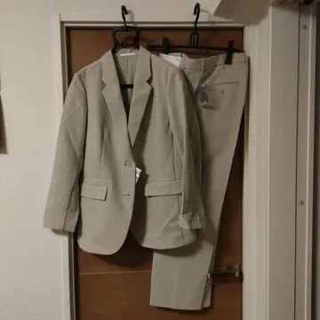 베이지 팬츠 수트