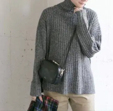 택 포함 미사용 새상품 어반 리서치 와이드 리브 니트