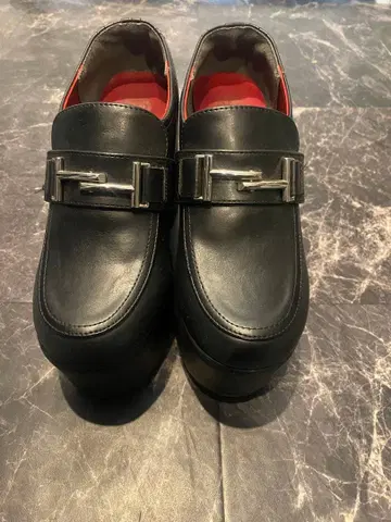 요스케 펌프스 블랙 (M)