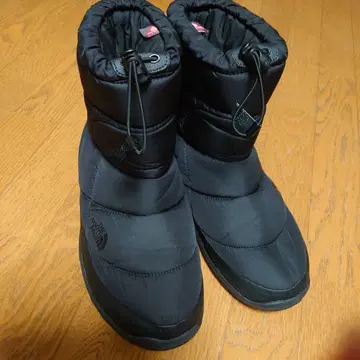 THE NORTH FACE 블랙 부츠