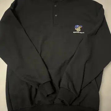 kaoyorinakgmi 버튼 달린 블랙 트레이닝복