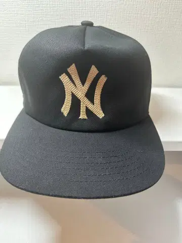 mondaysuck OG City Cap