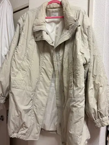 LOWRY'S FARM 몬스터 코트