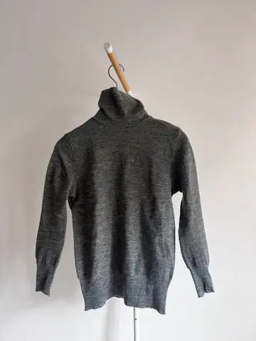 zucca 그레이 터틀넥 스웨터 M