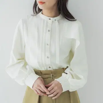 UNITED TOKYO 턱콤비 아시메 플레어 블라우스 화이트 아이보리