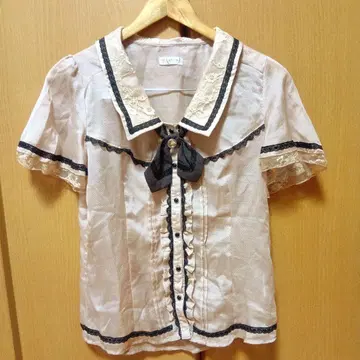 axes femme 더스티 핑크 반팔 블라우스 레이스 리본