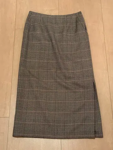 IENA 체크 무늬 슬릿 타이 트 스커트