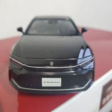 CROWN 블랙 미니카