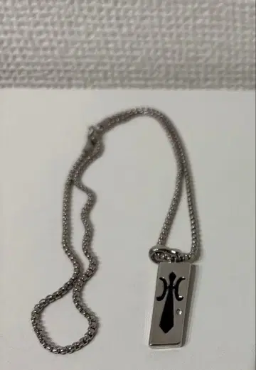 넥타이 디자인 목걸이 실버