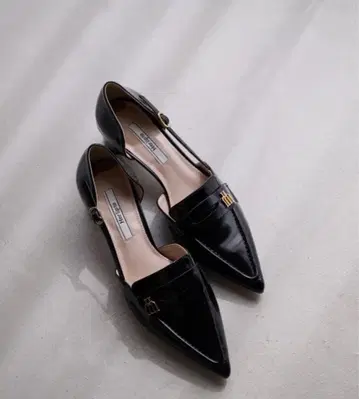 [ Herlipto ] Trois Heel Loafers