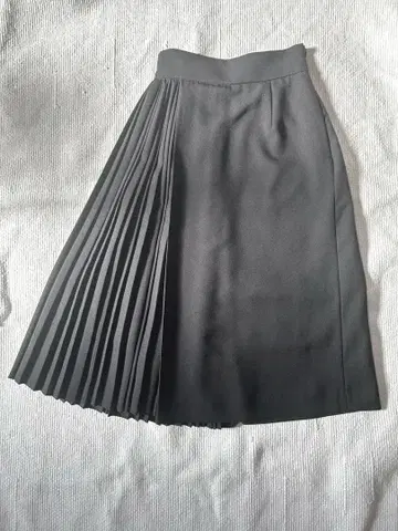 유나이티드 애로우즈 플리츠 콤비 스커트