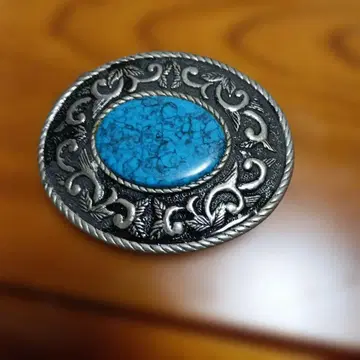 파란색 돌 장식 벨트 버클