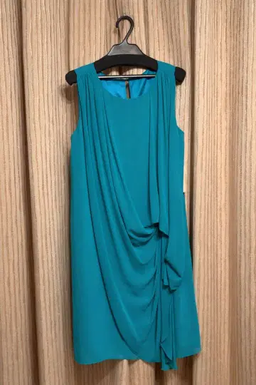 [ waitresses ] 터콰이즈 드레이프 디자인 드레스