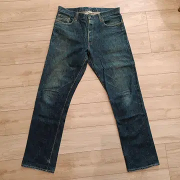 스트레이트 데님 다크 블루 허리 86cm