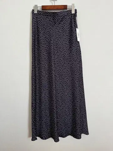 [새상품] 택 포함 야마다야 도트 롱 스커트 일본제