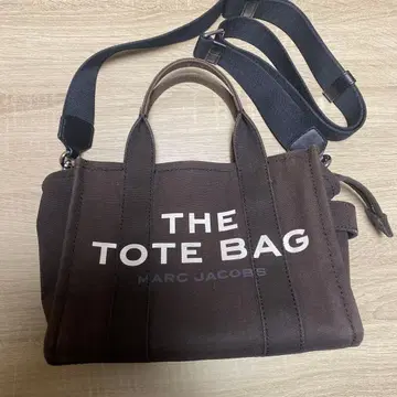 MARC JACOBS 더 토트 백 블랙 숄더백