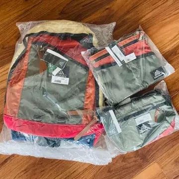 Gregory 멀티 컬러 백팩 파우치 세트