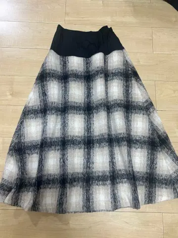 체크 롱 스커트