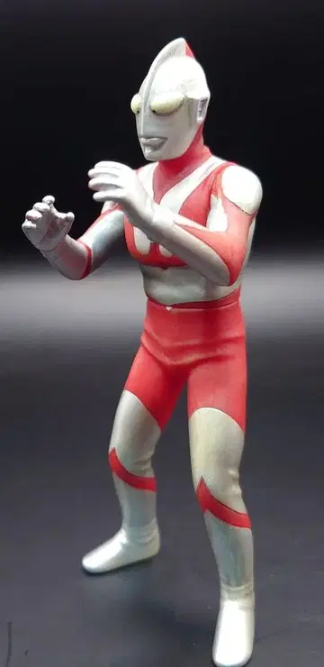 울트라 히어로 시리즈 112 울트라맨 결투 포즈 재도색 제품