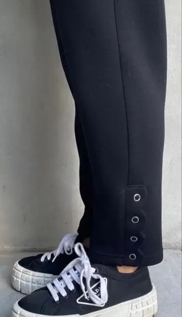 rosymonster 릴랙스 스위트 팬츠 블랙 스냅 버튼