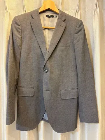 유니클로 +J 그레이 비즈니스 자켓 M