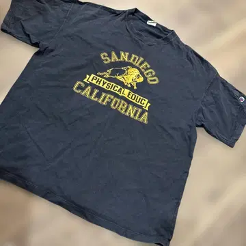 Champion SAN DIEGO 티셔츠 L 사이즈 구제 의류
