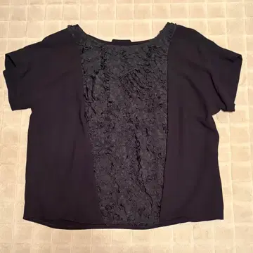 [ cannon creation inc ] 프릴 장식 블랙 반팔 셔츠