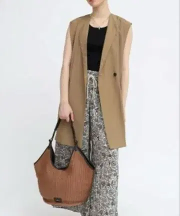 Aga / 레이온 혼방 미들 베스트 올리브 택 포함 미사용 새상품