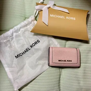 [미사용 새상품] MICHAEL KORS 핑크 가죽 키케이스