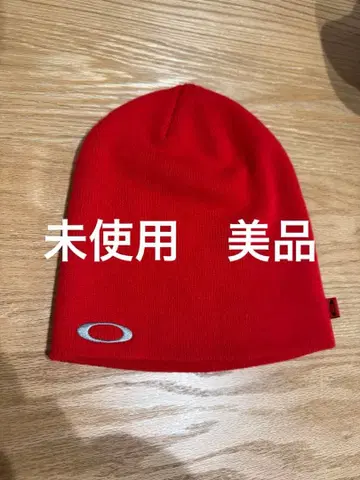 미사용 Oakley 빨간색 니트 모자