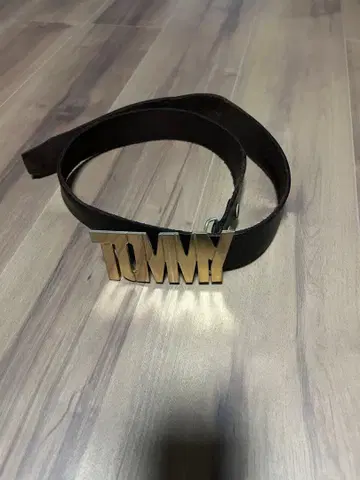 TOMMY 골드 버클 벨트 브라운