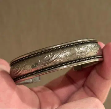 실버 인그레이브 오픈 뱅글