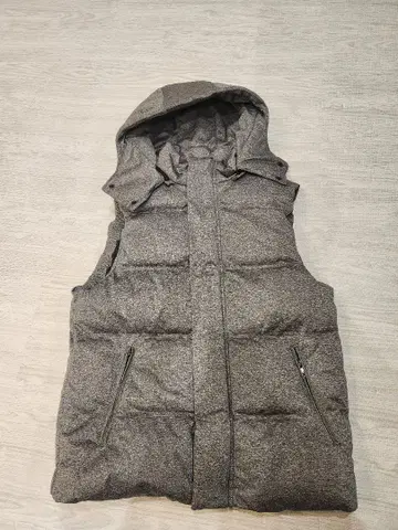 [ T.K(다케오 키쿠치) ] 후드 부착 다운 베스트 (그레이)