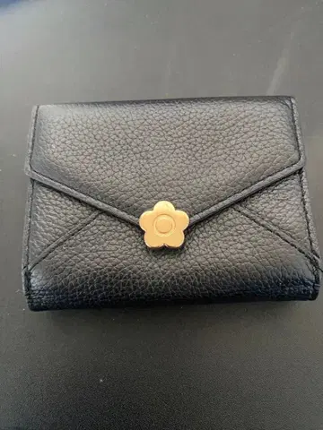 새상품급! 마리 퀀트 3단 폴더형 지갑 블랙