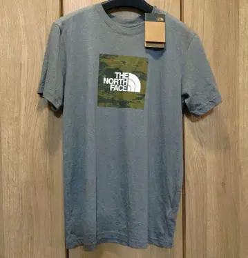 THE NORTH FACE 카모플라쥬 로고 T셔츠 M 택 포함 새상품