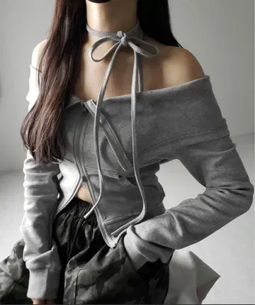 [ 3WAY ] 크로스 스트랩 리본 오프숄더 맨투맨 스타일 상의