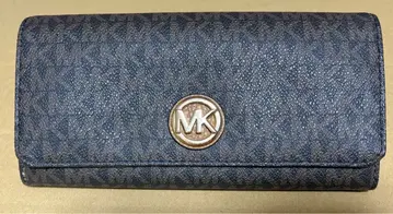 새상품급 Michael Kors 브라운 계열 장지갑 MK 시그니처 패턴