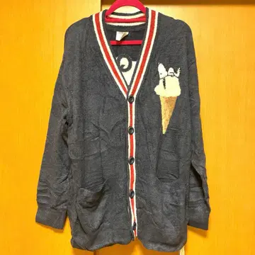 [ 완판템 ] [ 미사용 새상품 ] 젤라피케 피넛 가디건 M 사이즈