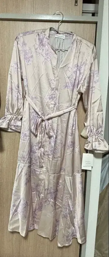 미사용 새상품 SNIDEL HOME 꽃무늬 원피스 룸웨어