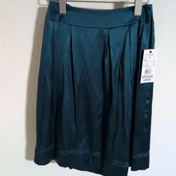 INDIVI 다크 그린 플레어 스커트 38