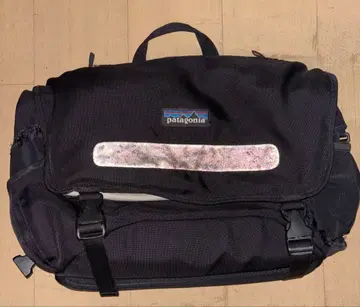 Patagonia 메신저 백 블랙