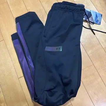 언더아머 스웨트 팬츠
