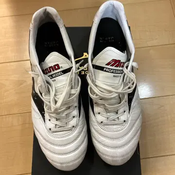 축구 스파이크 모렐리아 2 P1GA200109 28cm